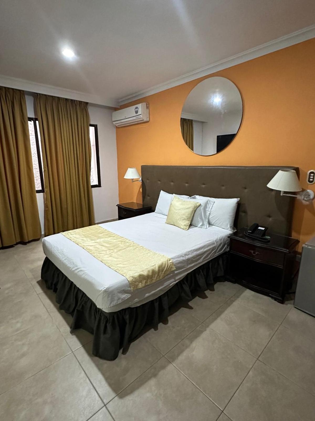 מדיין Hotel Prince Plaza מראה חיצוני תמונה