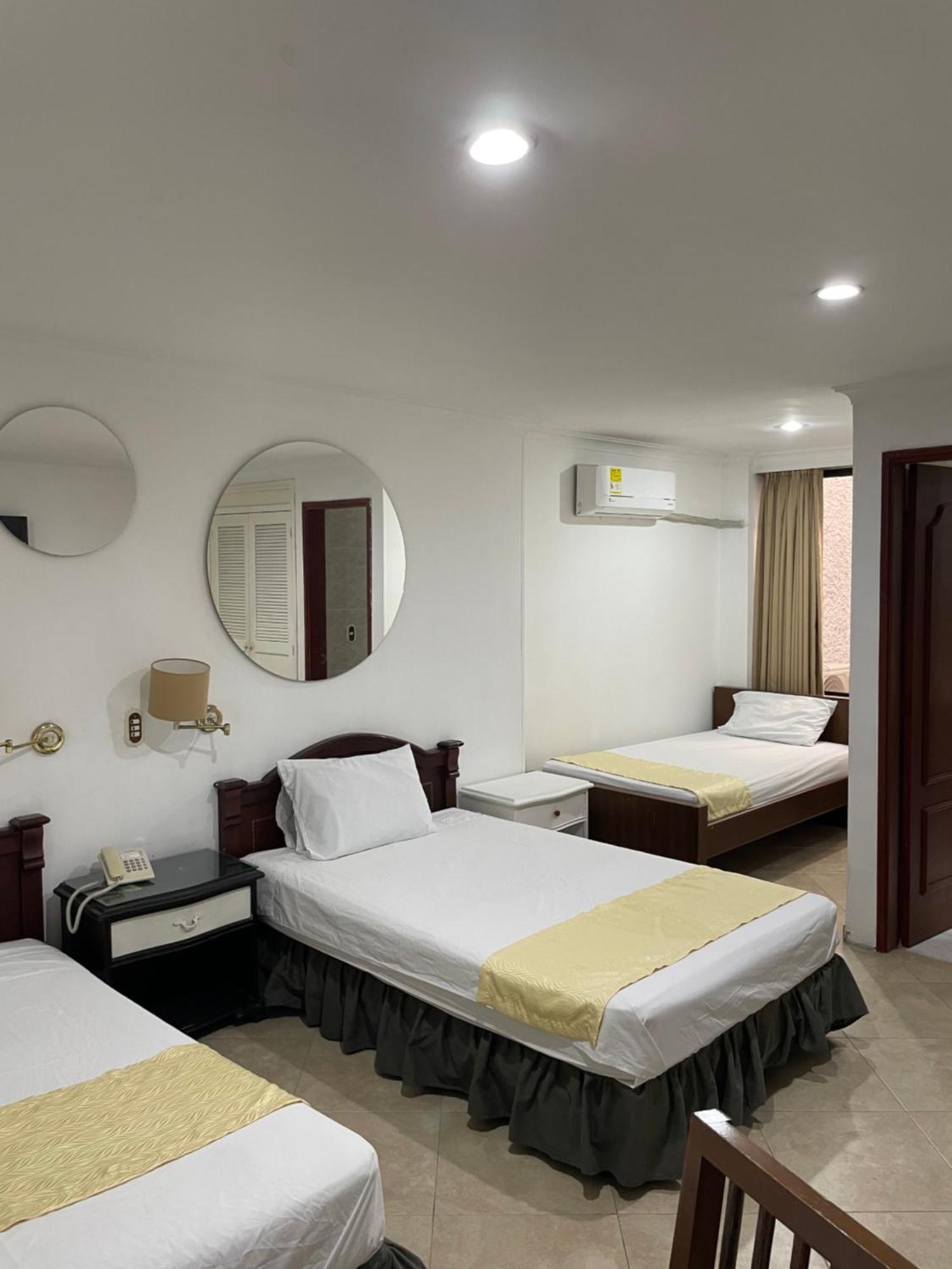 מדיין Hotel Prince Plaza מראה חיצוני תמונה