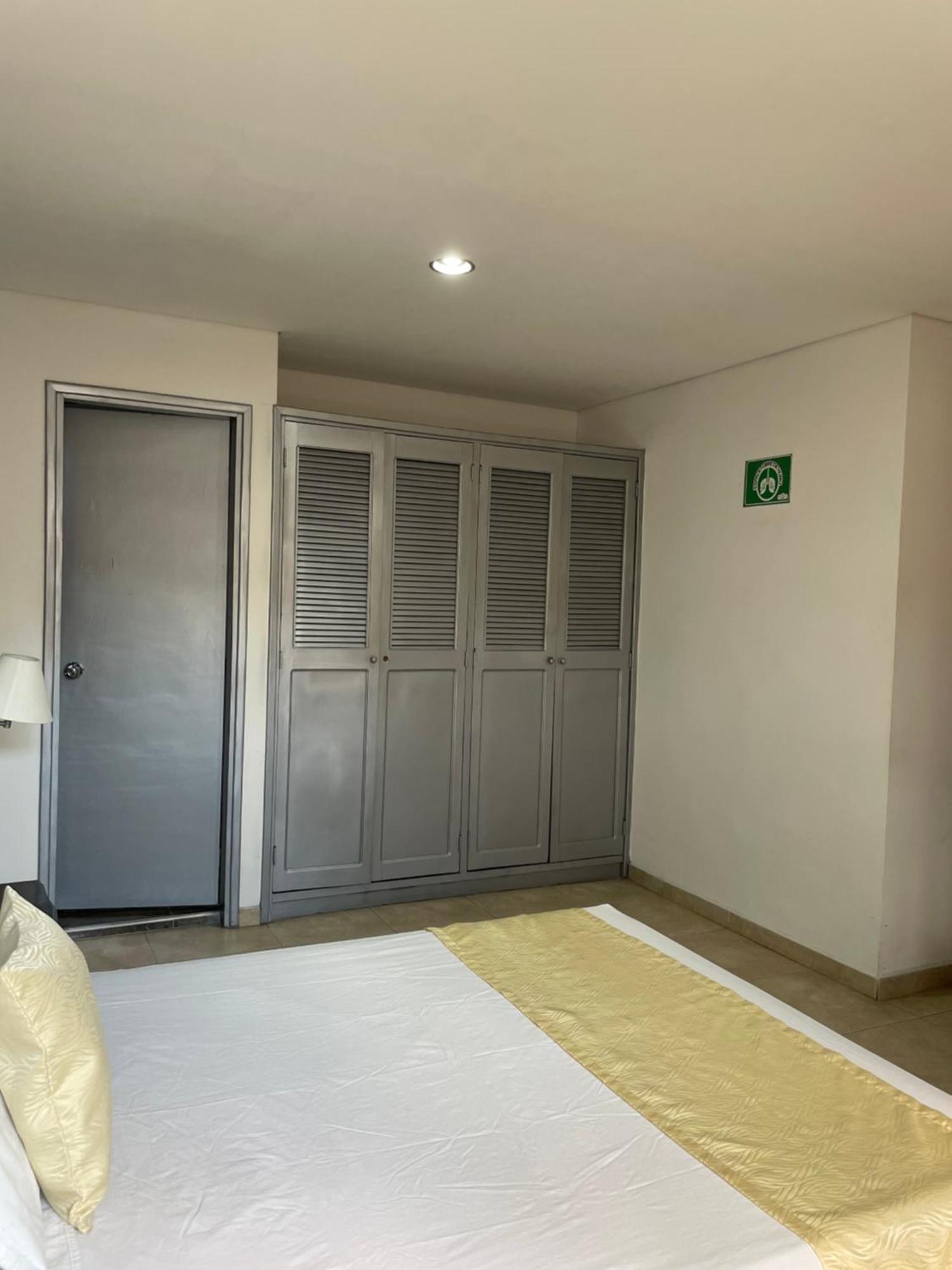 מדיין Hotel Prince Plaza מראה חיצוני תמונה