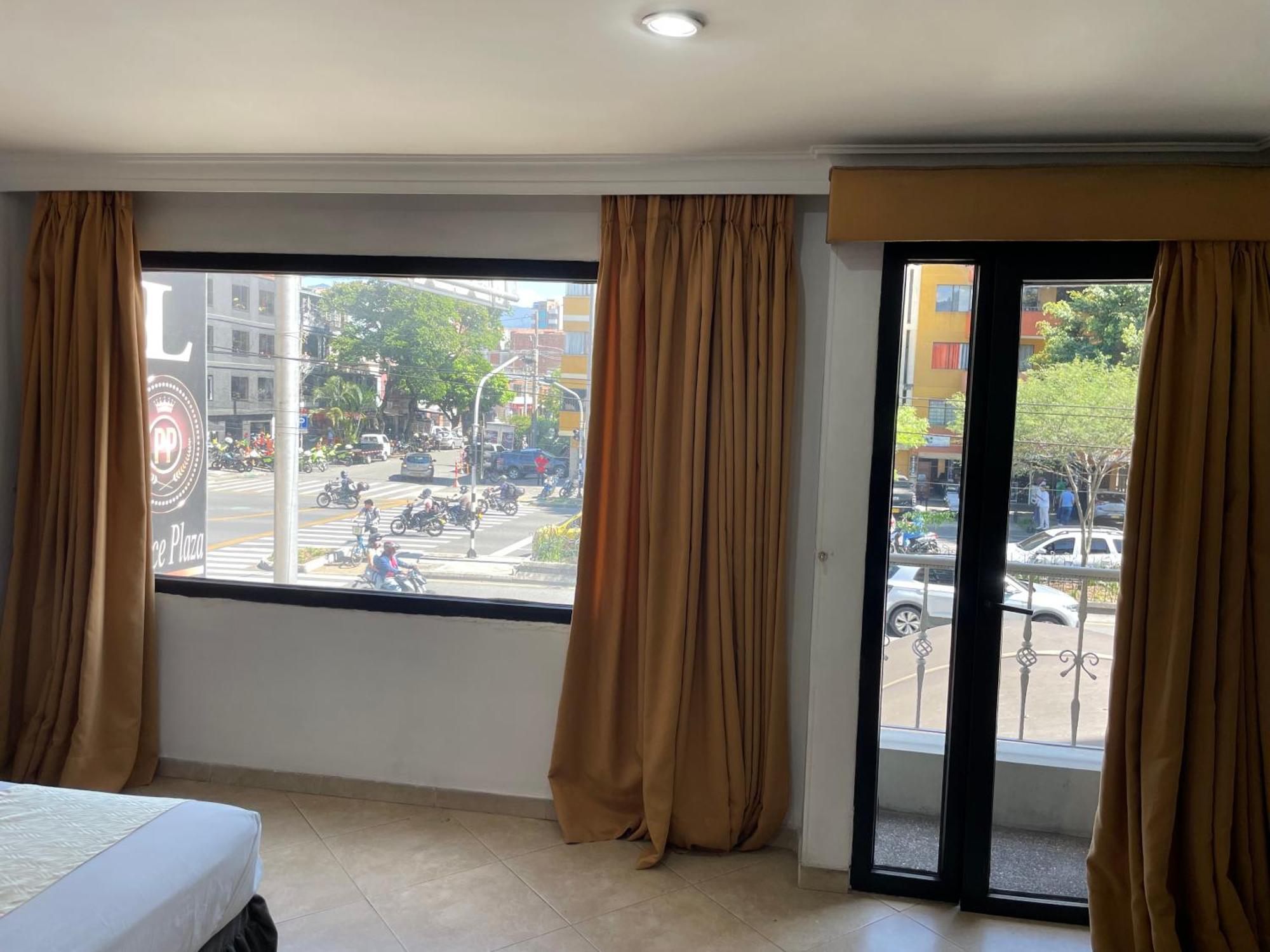 מדיין Hotel Prince Plaza מראה חיצוני תמונה
